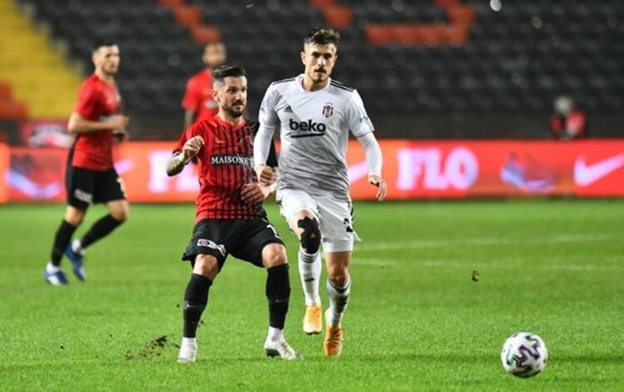 SON DAKİKA Fenerbahçe Dorukhan Toköz için Gökhan Gönül ve Caner Erkin taktiği uygulayacak