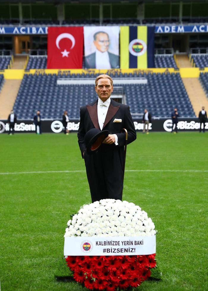 Fenerbahçe, Atatürkü statta andı