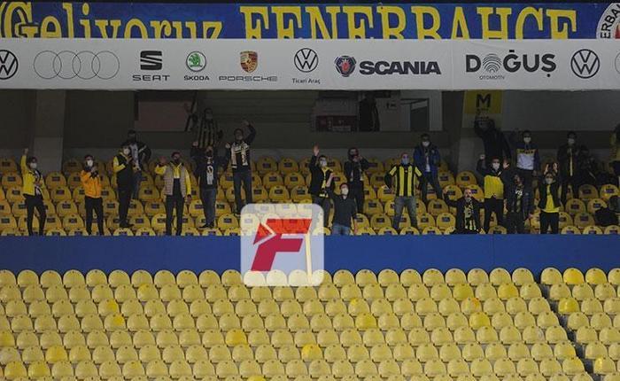 Fenerbahçe taraftarlarından Caner Erkin ve Gökhan Gönüle sevgi seli