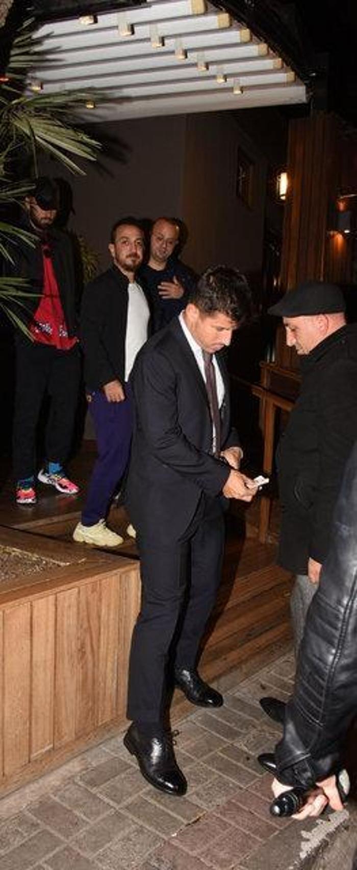 Burak Yılmaz ve Emre Belözoğlundan Arda Turana destek
