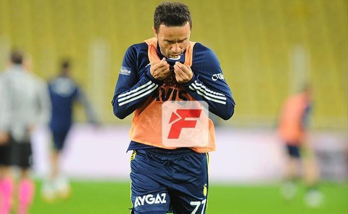 Fenerbahçe taraftarlarından Caner Erkin ve Gökhan Gönüle sevgi seli