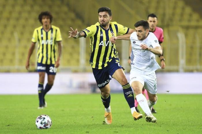 SON DAKİKA Fenerbahçe Dorukhan Toköz için Gökhan Gönül ve Caner Erkin taktiği uygulayacak