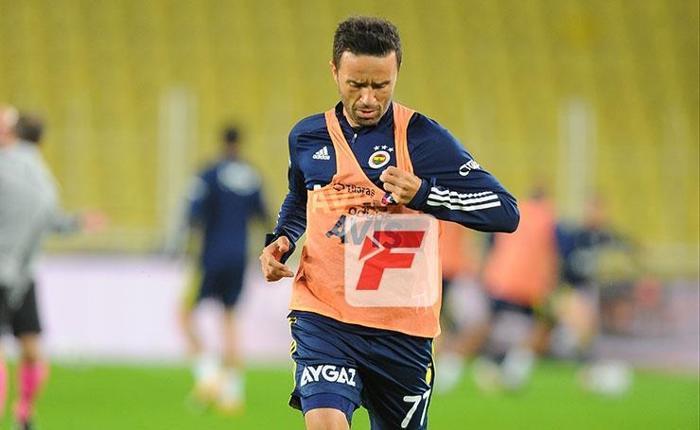 Fenerbahçe taraftarlarından Caner Erkin ve Gökhan Gönüle sevgi seli