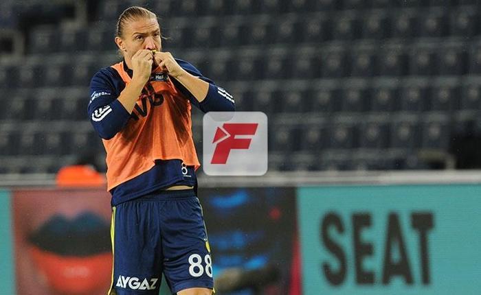 Fenerbahçe taraftarlarından Caner Erkin ve Gökhan Gönüle sevgi seli