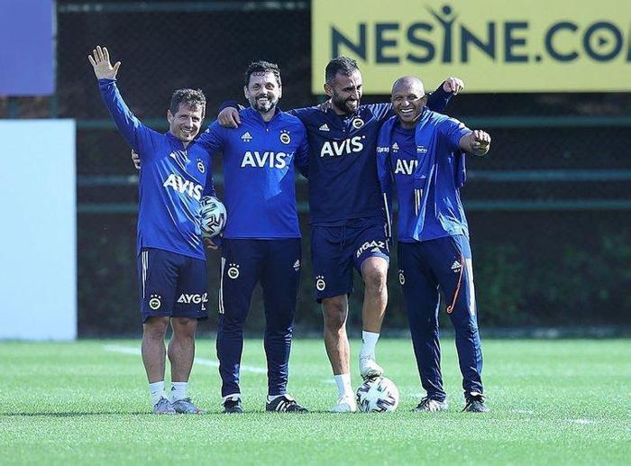 Sürpriz transfer Emre Belözoğlu veliahtını Fenerbahçeye getiriyor