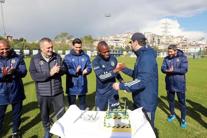 Fenerbahçede son dakika Tolga Ciğerci idmanda yer almadı