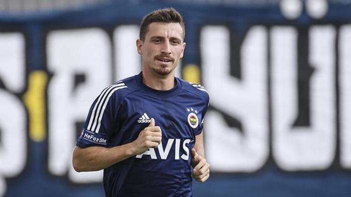 Fenerbahçede Mert Hakan gerçeği Galatasaraya gitmedi ama...