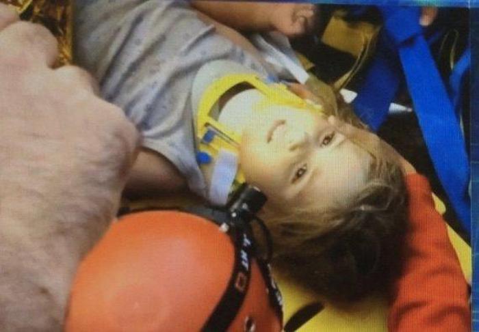 Ayda bebek mucizesi İzmirdeki depremden 91 saat sonra kurtarıldı