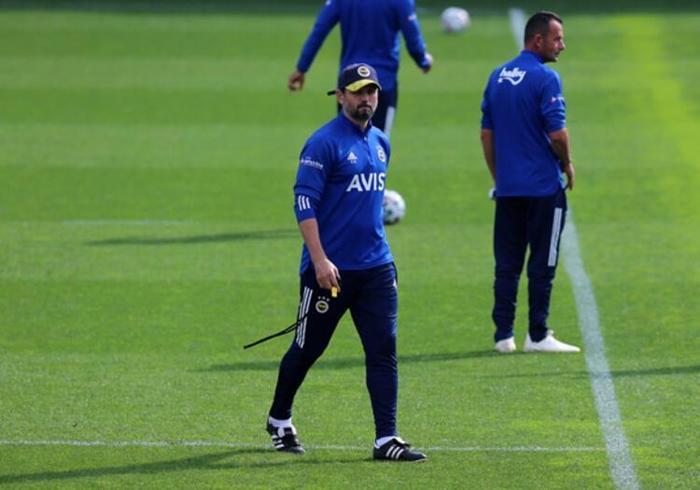 Fenerbahçede Mert Hakan gerçeği Galatasaraya gitmedi ama...