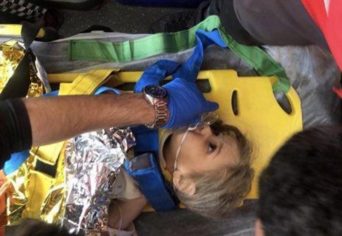 Ayda bebek mucizesi İzmirdeki depremden 91 saat sonra kurtarıldı