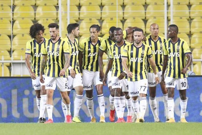 Fenerbahçede Mert Hakan gerçeği Galatasaraya gitmedi ama...