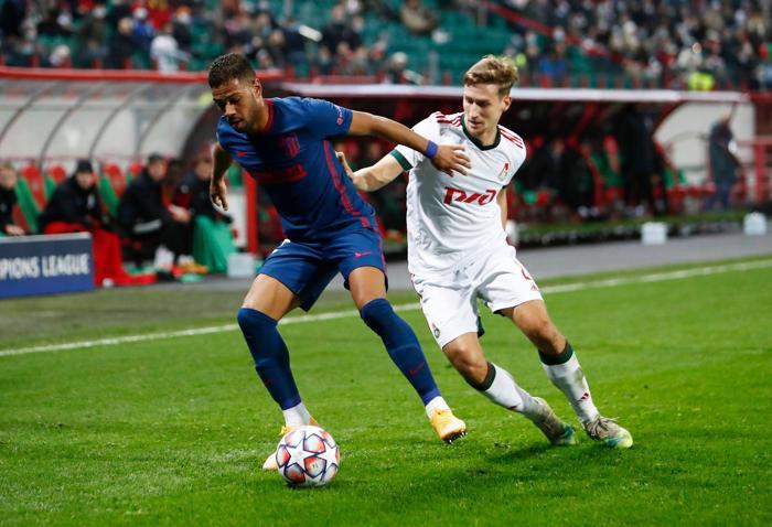Luis Suarez hakeme yakalandı Lokomotiv Moskova - Atletico Madrid maçına damga vuran an
