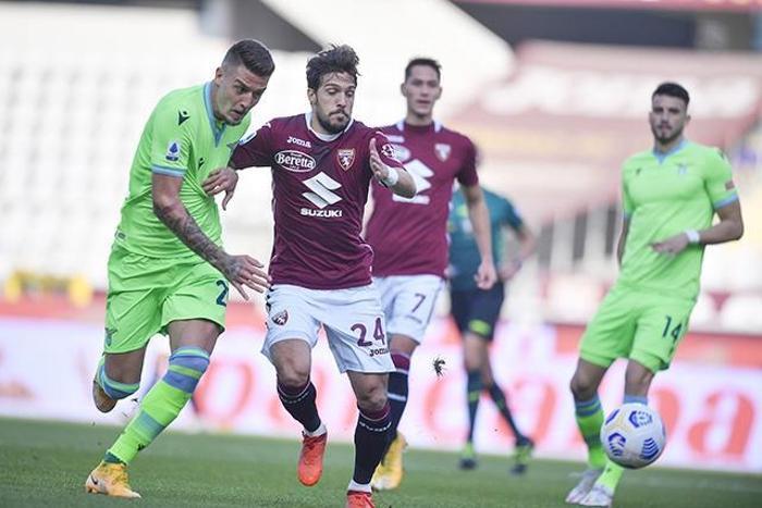 Vedat Muriç sahne aldı, Torino-Lazio maçı nefesleri kesti