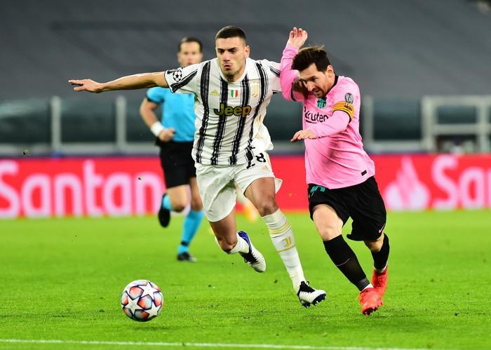 Lionel Messi, Merih Demiral duvarına tosladı Juventus-Barcelona maçından kareler