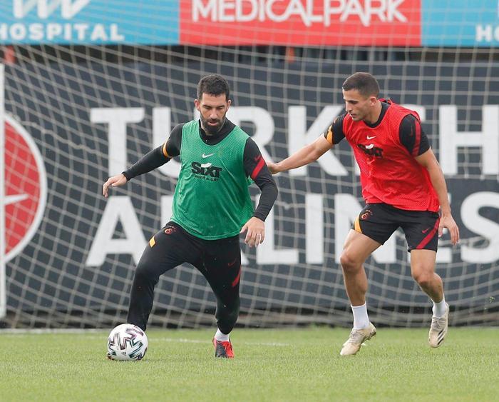 Galatasarayda son dakika Belhanda bugünkü idmanda da yok