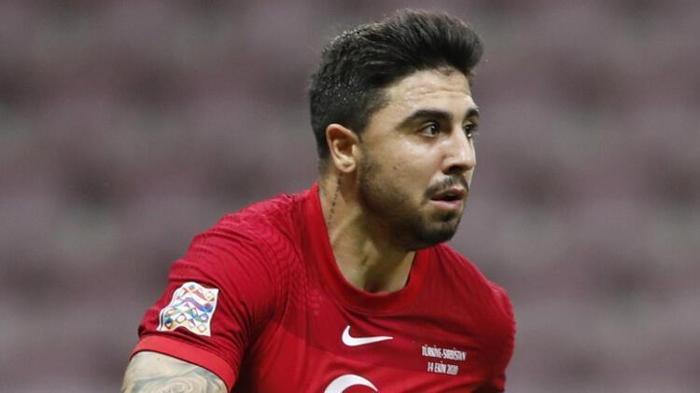 Fenerbahçede son dakika transfer gelişmesi Milli futbolcuya Fransadan teklif