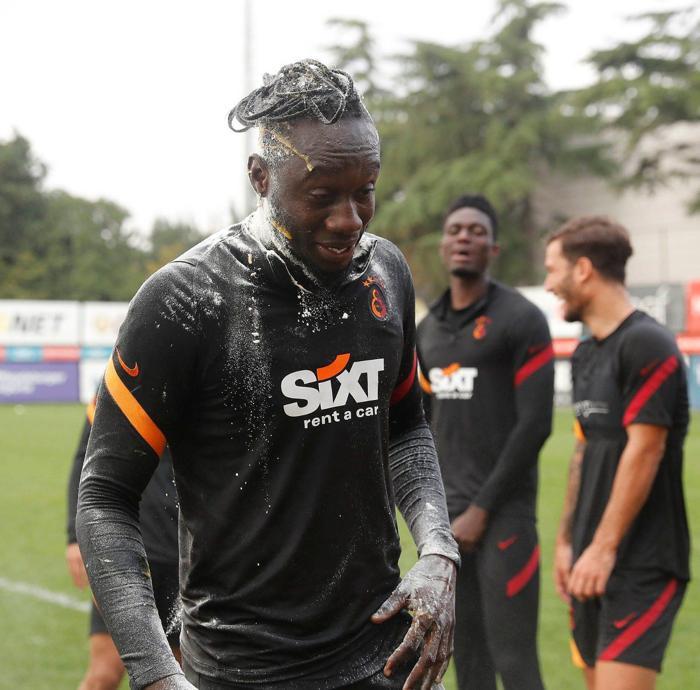 Galatasarayda son dakika Belhanda bugünkü idmanda da yok
