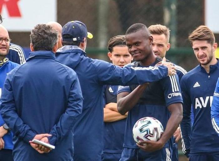 Samatta hakkında olay sözler Gönülsüzce gitti