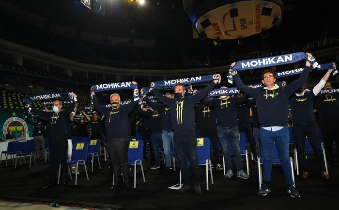 Son Dakika Fenerbahçe Haberleri | Ali Koç ve Emre Belözoğlundan canlı yayında transfer açıklaması