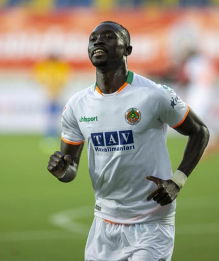 Transferde son dakika Fenerbahçeye Süper Ligden golcü