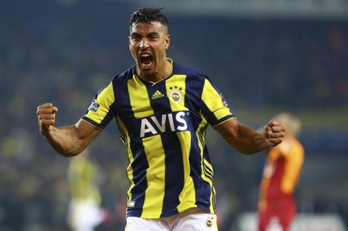 Galatasaray Fenerbahçe derbisi sonrasında flaş hamle Sarı lacivertli futbolcuyla yollar ayrılıyor