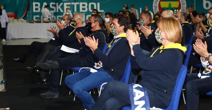 Son Dakika Fenerbahçe Haberleri | Ali Koç ve Emre Belözoğlundan canlı yayında transfer açıklaması