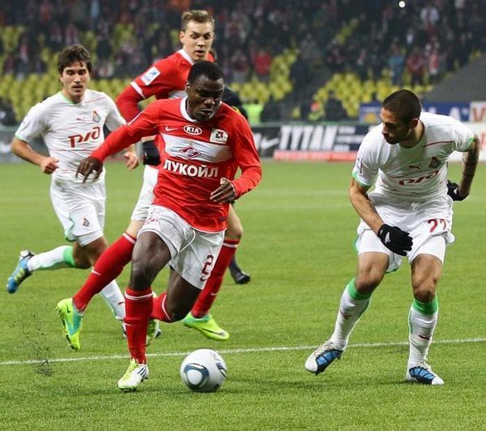 Emmanuel Emenike / Fenerbahçe -> Spartak Moskova | Bonservis: 10 milyon euro