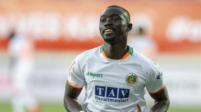 Transferde son dakika Fenerbahçeye Süper Ligden golcü