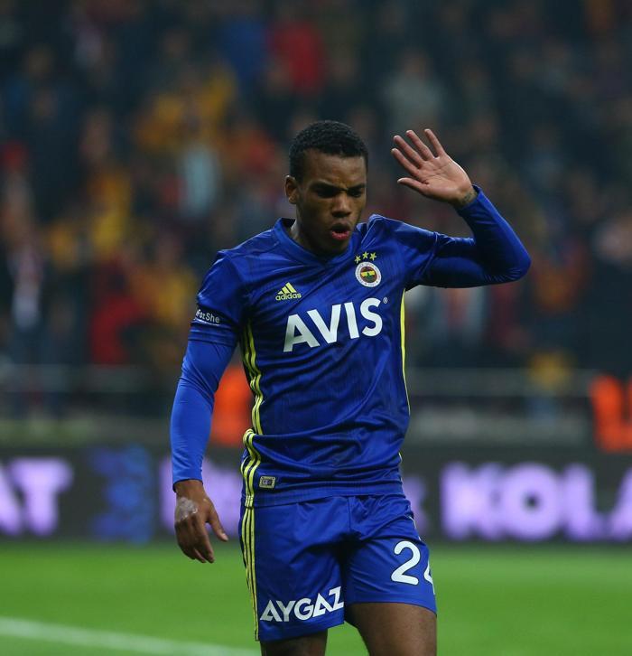 Fenerbahçede son dakika 4 ayrılık, gelir beklentisi yok