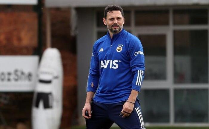 İşte Fenerbahçede lisansı çıkmayan futbolcular