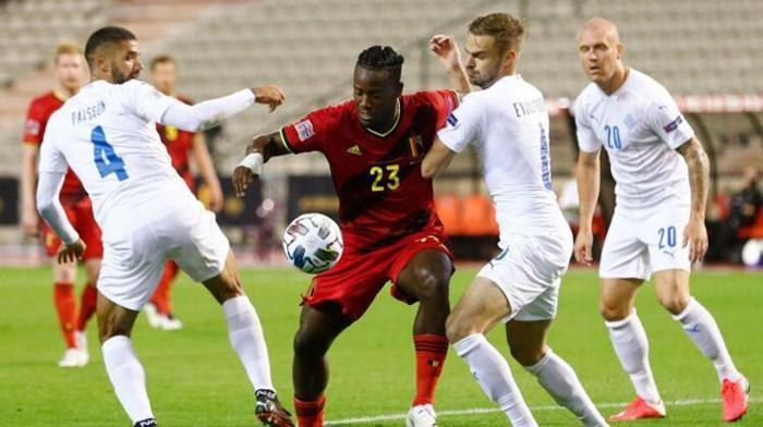 Son dakika transfer gelişmesi | Fenerbahçeden ters köşe Görüşmeler başladı...