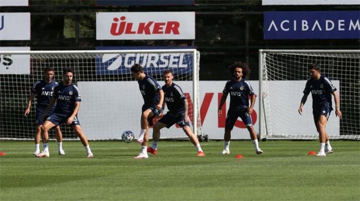 Son dakika | Rıdvan Dilmen transferi açıkladı Emre ile konuştum...
