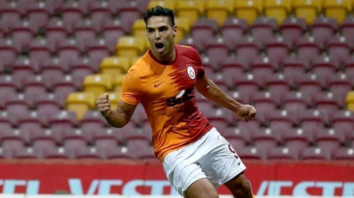 Galatasarayda Radamel Falcaodan müthiş geri dönüş Diagne ve Arda sürprizi...