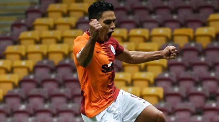 Galatasarayda Radamel Falcaodan müthiş geri dönüş Diagne ve Arda sürprizi...