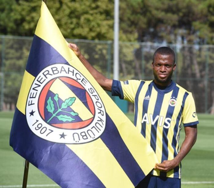 Son dakika | Fenerbahçeye sol kanat Premier Ligden geliyor