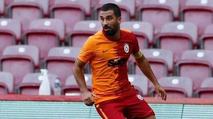 Arda Turanın Bodrumdaki dikkat çeken görüntüsü
