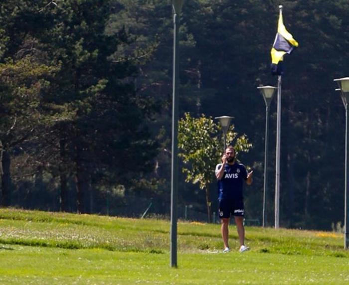 Fenerbahçede son dakika Vedat Muriç gelişmesi Planlar değişti
