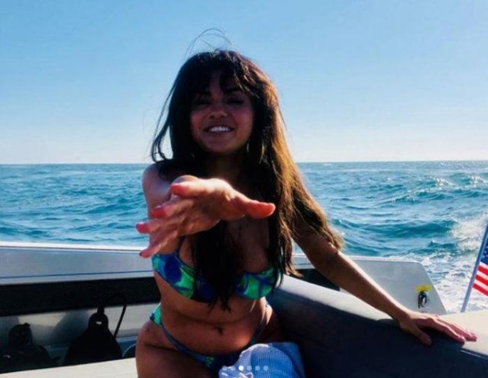 Selena Gomez hastaneye kaldırıldı