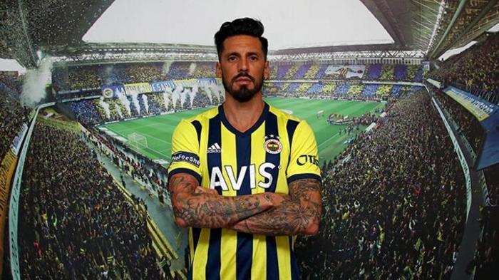 Fenerbahçede transfer alarmı Acun Ilıcalı devreye girdi