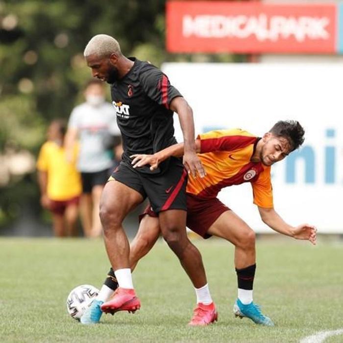 Galatasaray 6-2 Galatasaray U19 (Maçtan kareler)