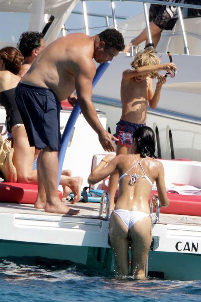 Futbol efsanesi Ronaldonun Formentera tatili