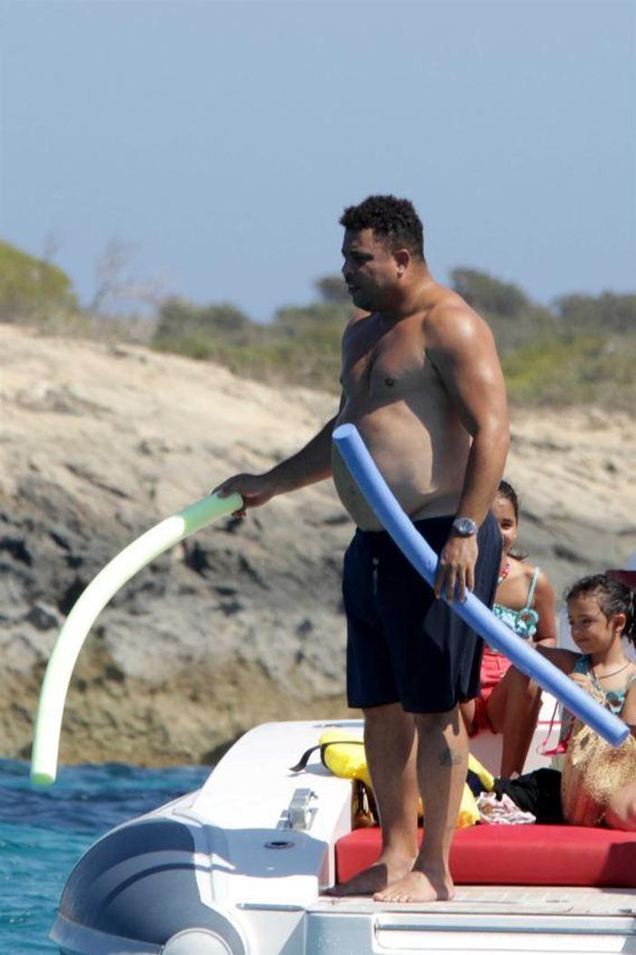 Futbol efsanesi Ronaldonun Formentera tatili