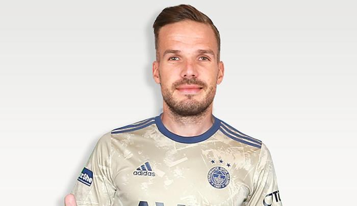 Fenerbahçe transferleri rakiplerinden yapıyor