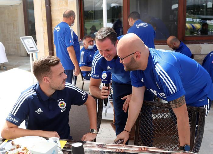 Fenerbahçede barbekü partisi