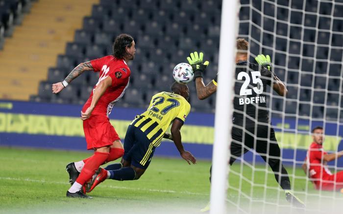 Erol Bulutun Fenerbahçesi şov yaptı İyi oyun, farklı skor (ÖZET) Fenerbahçe 4-0 Antalyaspor