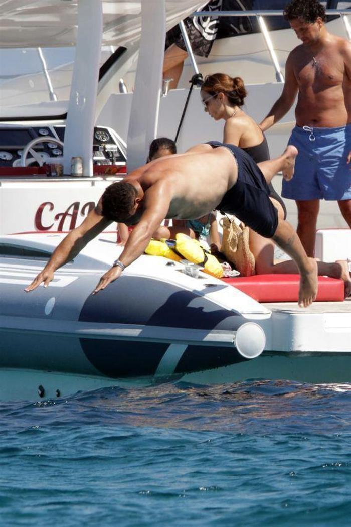 Futbol efsanesi Ronaldonun Formentera tatili