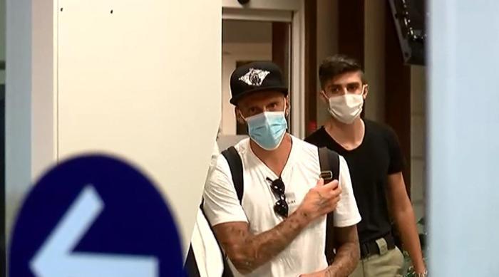 Fenerbahçenin yeni transferi Sosa İstanbula geldi Acun Ilıcalı sürprizi...