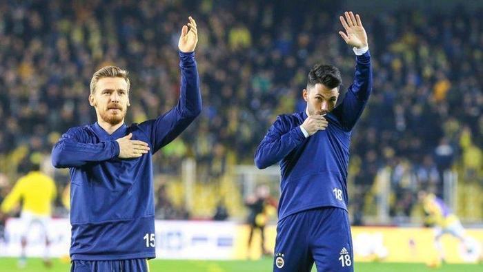 Fenerbahçe transferleri rakiplerinden yapıyor