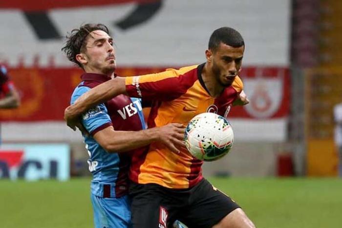 Galatasaray büyük bir tehlikeden kurtuldu Belhanda ve Feghouli...
