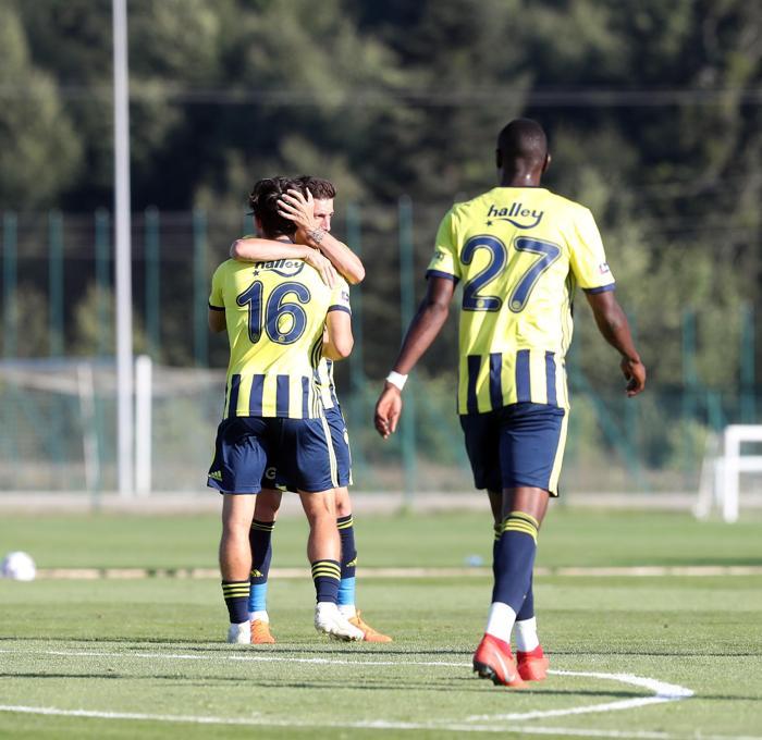 Fenerbahçede Zanka performansı ile dikkat çekti
